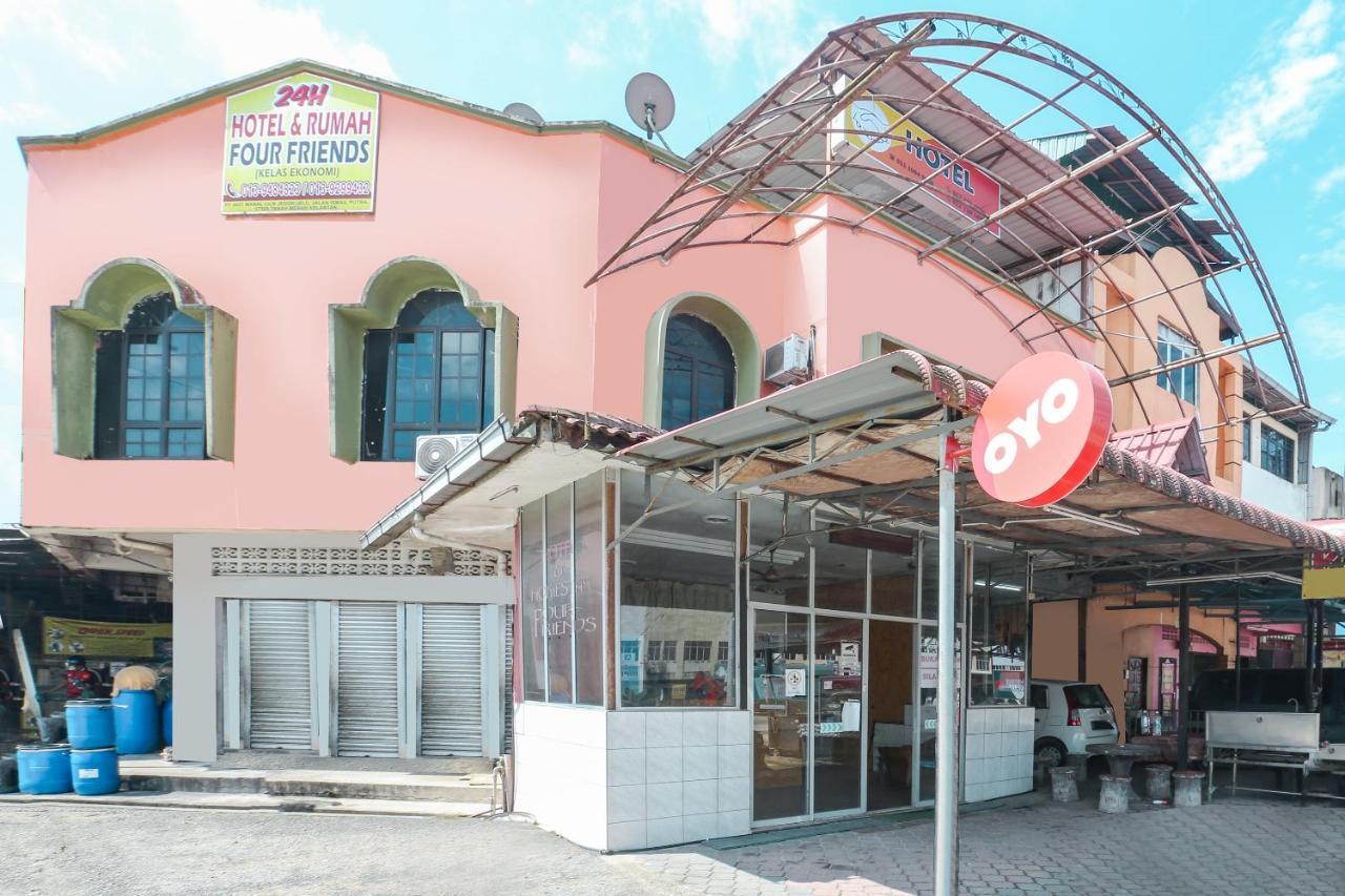 Oyo 90321 Hotel Bajet Sri Manal タナ・メラ エクステリア 写真