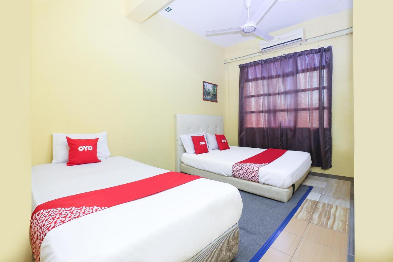 Oyo 90321 Hotel Bajet Sri Manal タナ・メラ エクステリア 写真