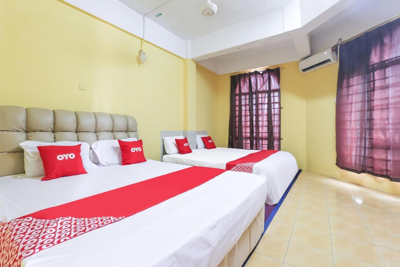 Oyo 90321 Hotel Bajet Sri Manal タナ・メラ エクステリア 写真